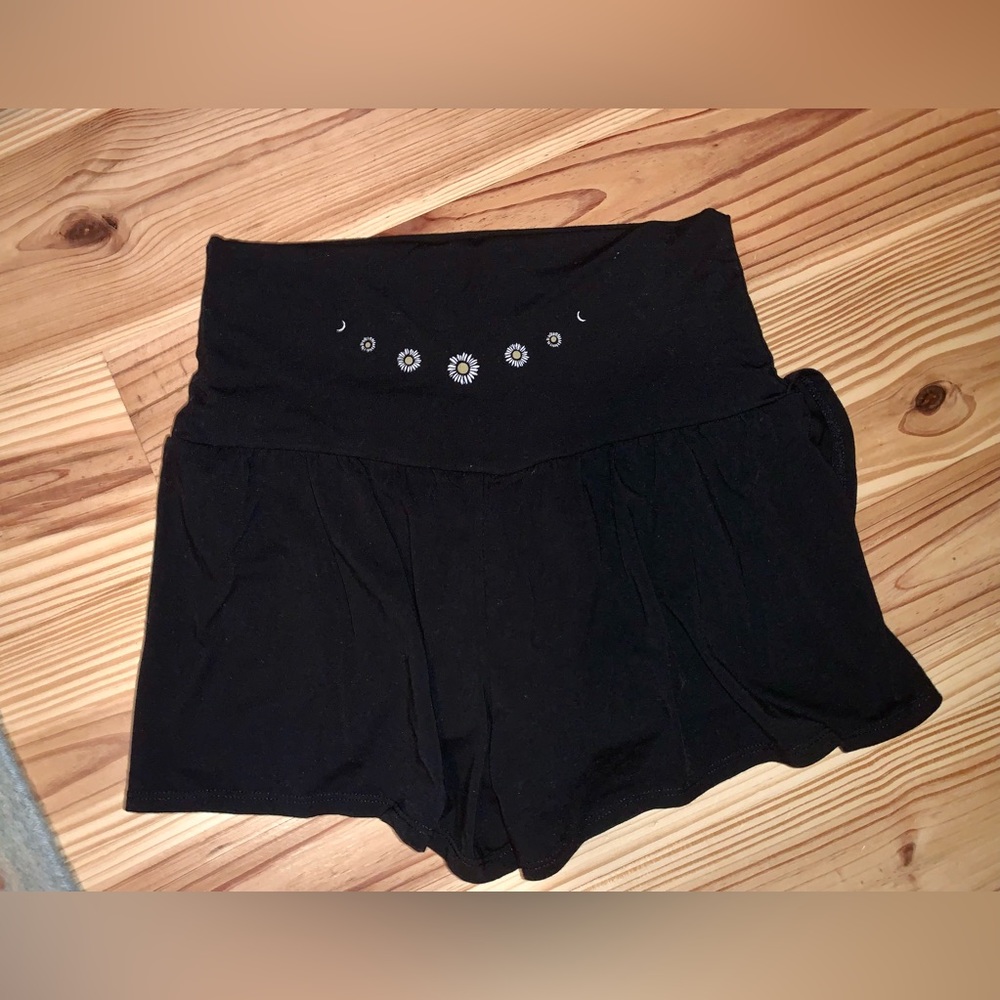 Prusha People Dark Daisy Shorts